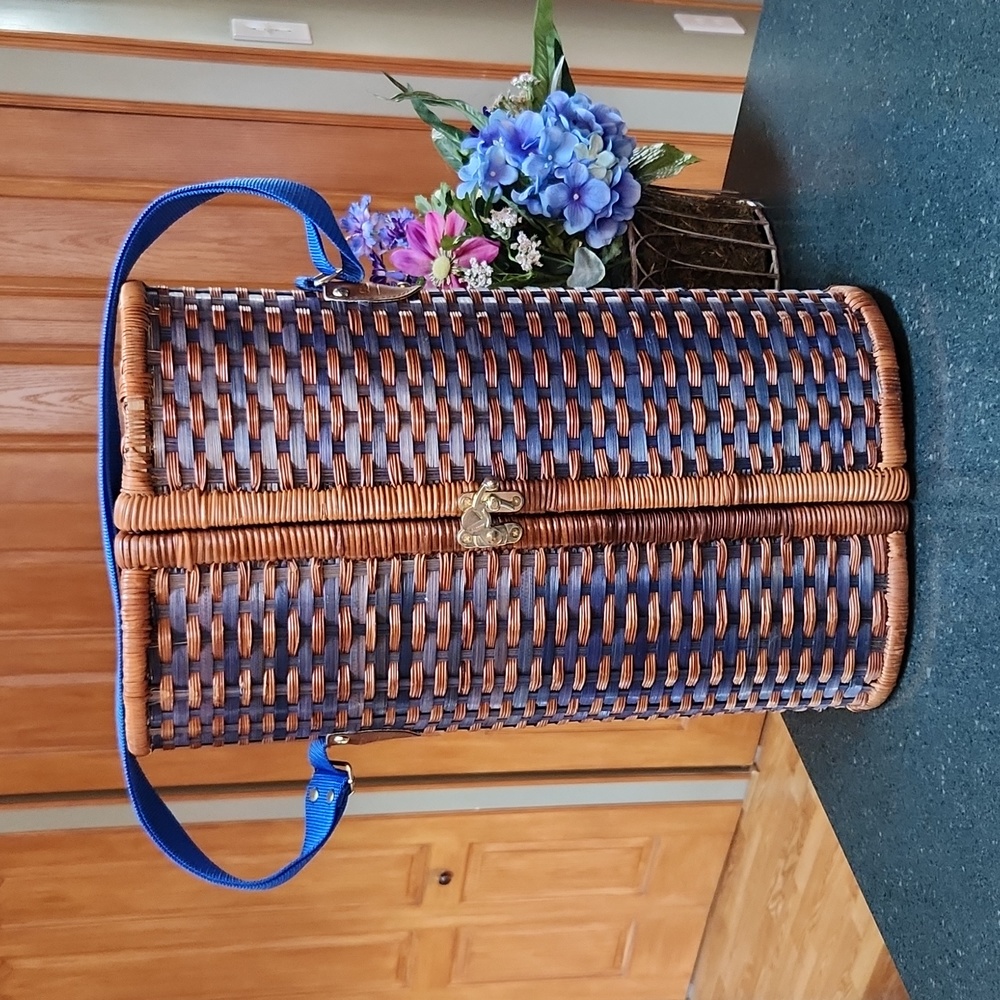 Vintage Grey Goose Wicker Carry Case
